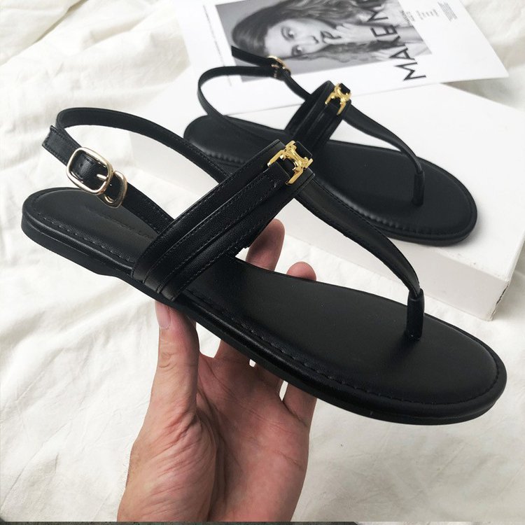 Black cool shoes for women in the summer of 2026, small fragrance style flat shoes, clip toe shoes, flip flops for wearing, slippers Black cool shoes for women in the summer of 2026, small fragrance style flat shoes, clip toe shoes, flip flops for wearing, slippers
