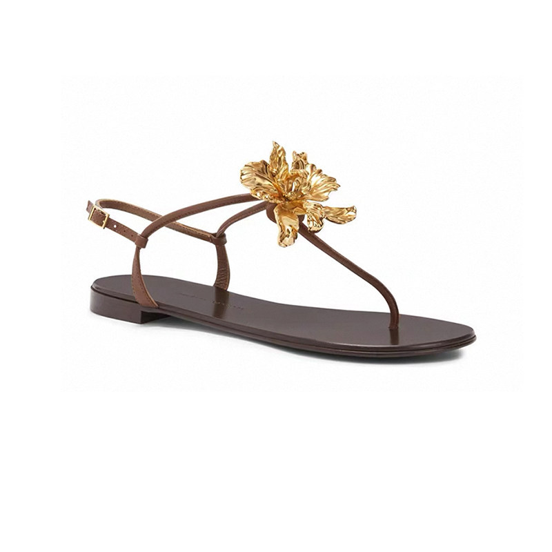 Summer new metal camellia flower flat bottom clip toe cool mop beach vacation style Roman sandals for women Summer new metal camellia flower flat bottom clip toe cool mop beach vacation style Roman sandals for women