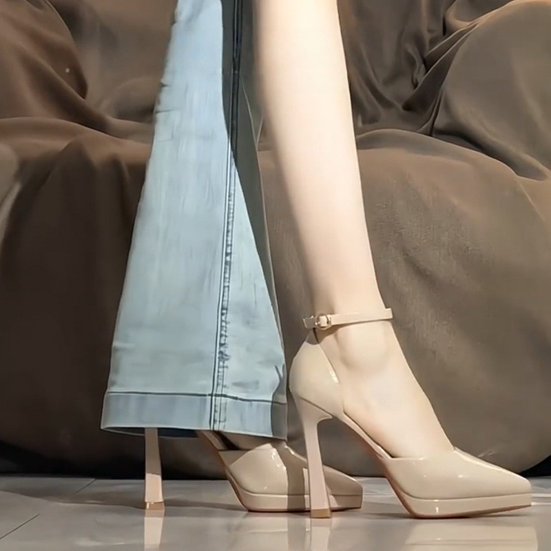 Naked waterproof platform, niche high heels for women, 2026 autumn new style, daily temperament not tiring, thick heels, versatile sandals