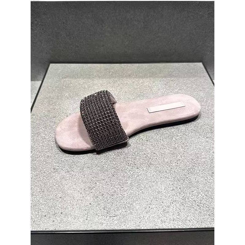 French style dress beach vacation style women's shoes for summer 2026, new flat bottomed diamond embellished one-piece slippers for wearing sandals outside French style dress beach vacation style women's shoes for summer 2026, new flat bottomed diamond embellished one-piece slippers for wearing sandals outside