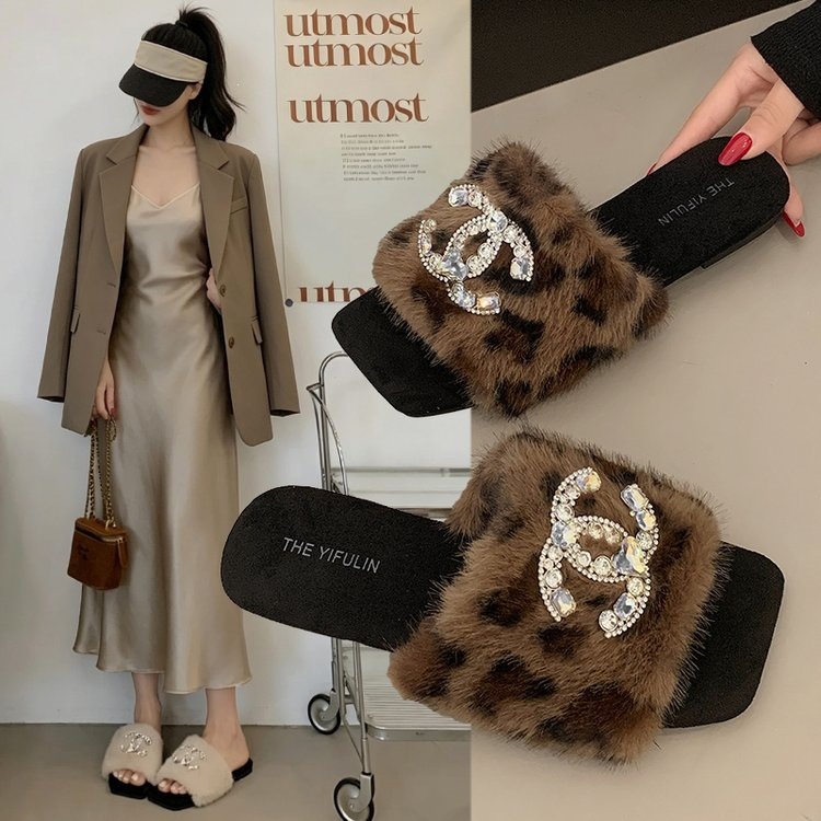 High quality~C's autumn and winter new style thick bottom anti slip fur mop with rhinestone straight fur for women's outerwear temperament versatile one line mop