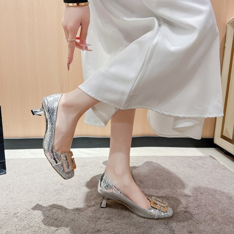 Luxury rhinestone square toe high heels, 2026 autumn new item, professional spliced buckle, shallow mouth fashion, medium and coarse follow-up shoes for women Luxury rhinestone square toe high heels, 2026 autumn new item, professional spliced buckle, shallow mouth fashion, medium and coarse follow-up shoes for women