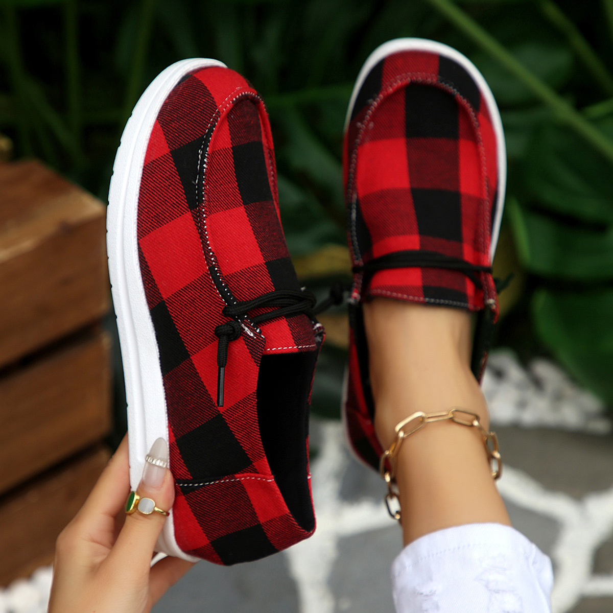 2026 Summer New Foreign Trade Women's Shoes Cross border Large Size Cross border Leisure Red Grid Fashion One Step Shoes for Women 2026 Summer New Foreign Trade Women's Shoes Cross border Large Size Cross border Leisure Red Grid Fashion One Step Shoes for Women