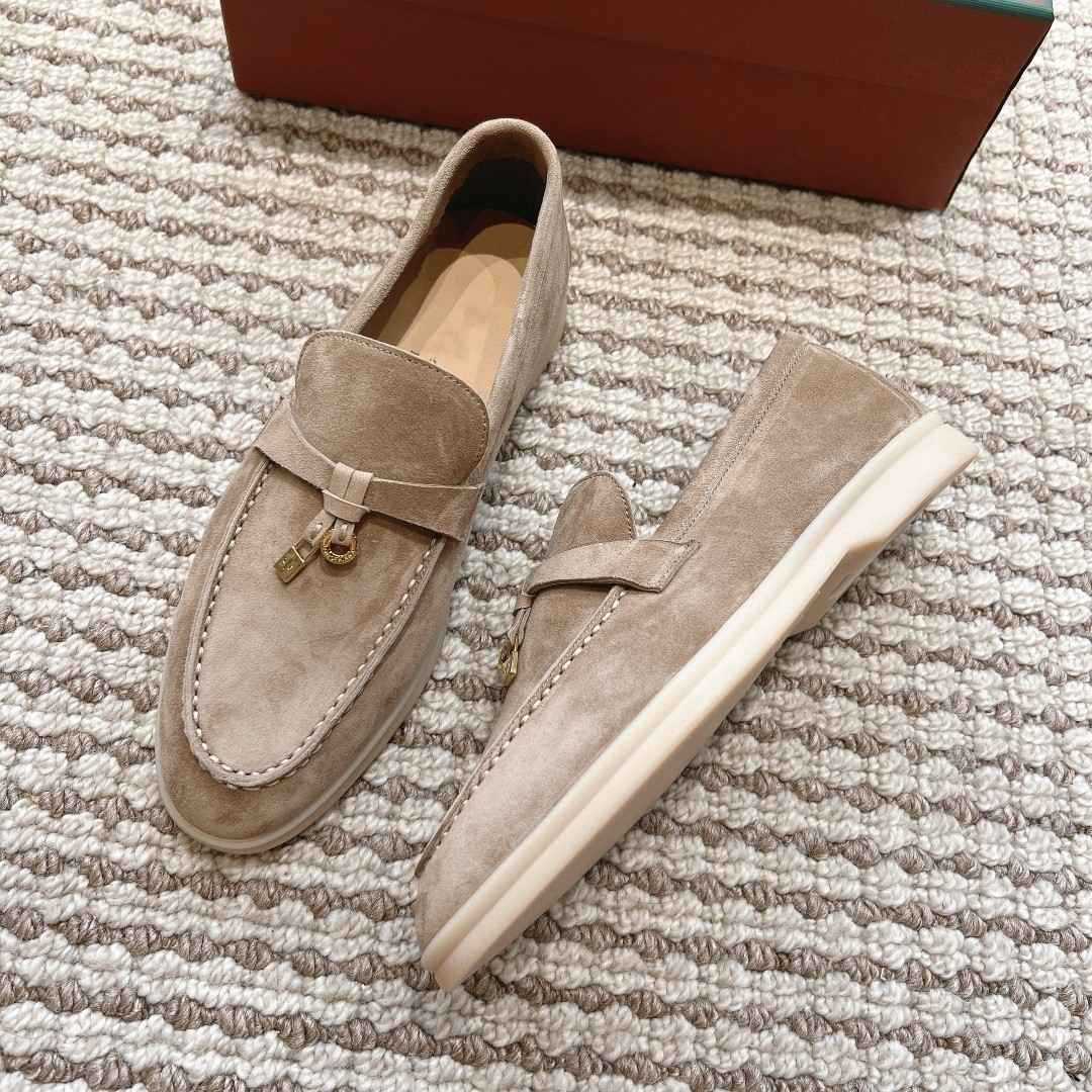 2026 new Le Fu shoes with comfortable suede, tassel, flat bottom, vintage style, flat bottom, casual lazy shoes