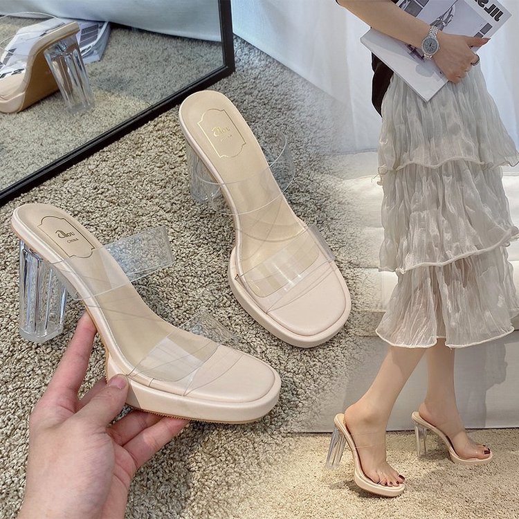 Transparent high heels, cool slippers, 2025 women's summer new style with a straight strap for outdoor wear, fashionable thick heels, high-end feeling for outdoor wear
