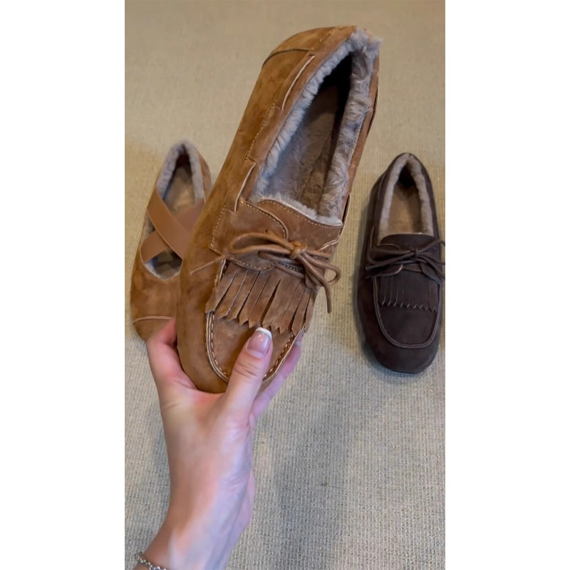 Retro and versatile Le Fu shoes for women, 2026 autumn and winter, suede, tassel, soft sole with plush insulation, one foot flat single shoe Retro and versatile Le Fu shoes for women, 2026 autumn and winter, suede, tassel, soft sole with plush insulation, one foot flat single shoe